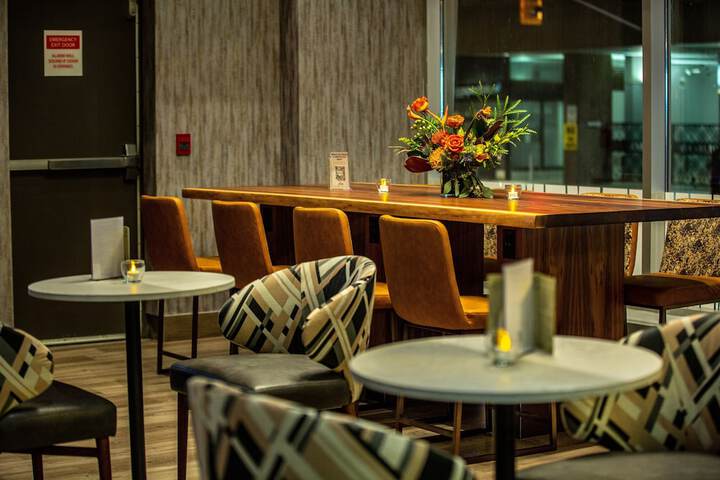 Holiday Inn Toronto Downtown Centre by IHG
