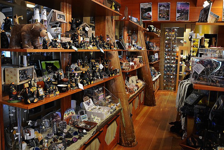 Gift Shop 37 of 40