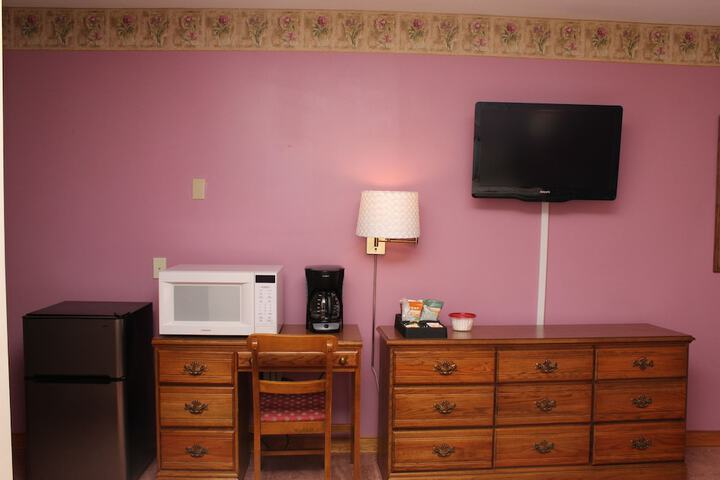 Blue Spruce Motel