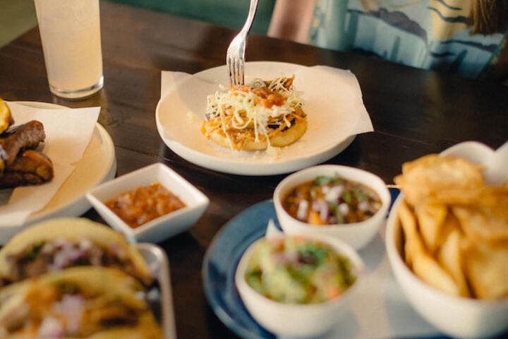 Dining 70 of 104