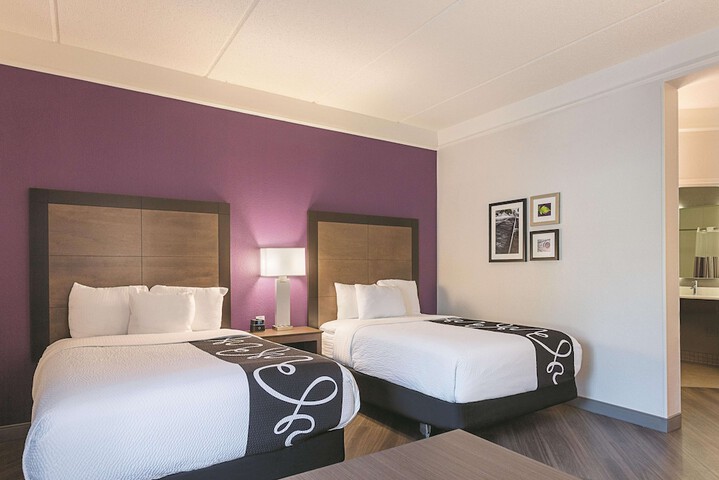 Room 30 of 51