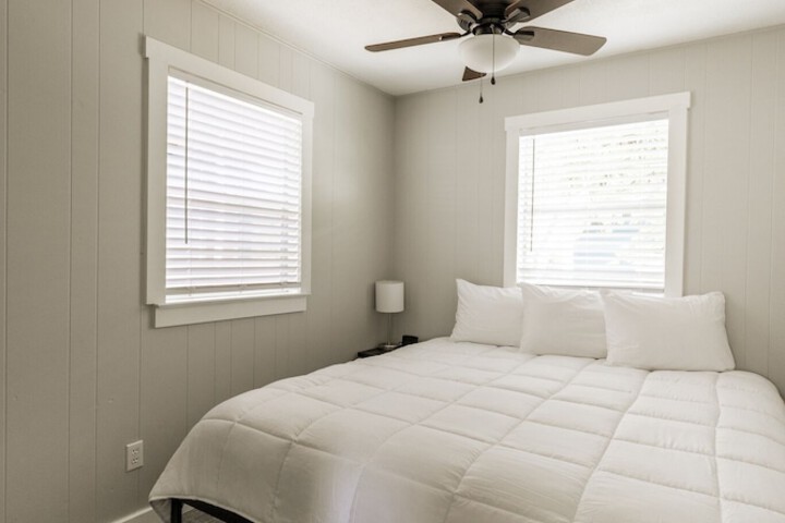 Room 18 of 35