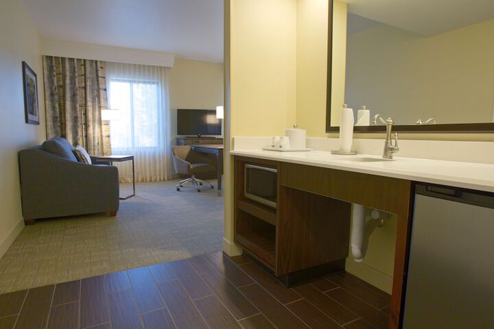 Room 17 of 31