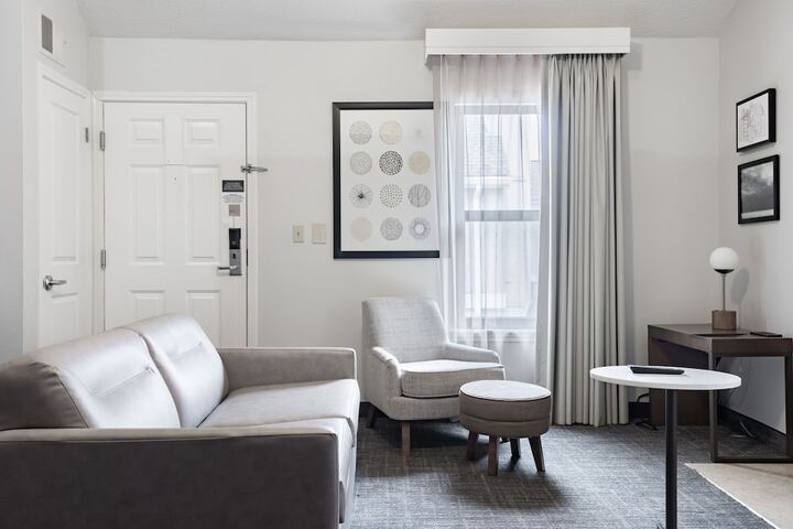 Room 43 of 48