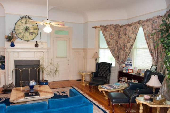 CEDARS AND BEECHES BED & BREAKFAST INN