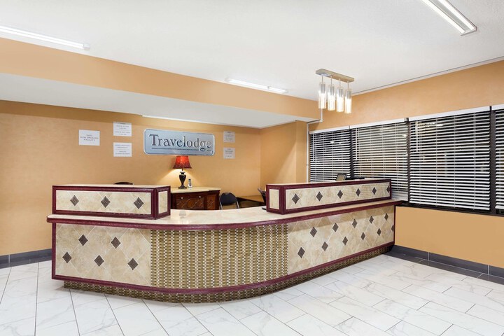 Travelodge by Wyndham Reno Downtown