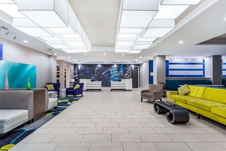 La Quinta Inn & Suites by Wyndham Odessa N. - Sienna Tower