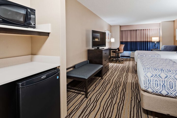 Room 12 of 23