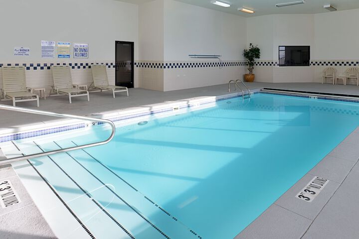 Pool 6 of 37