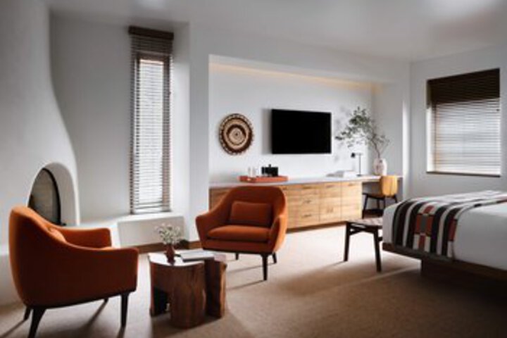 Suite 31 of 60
