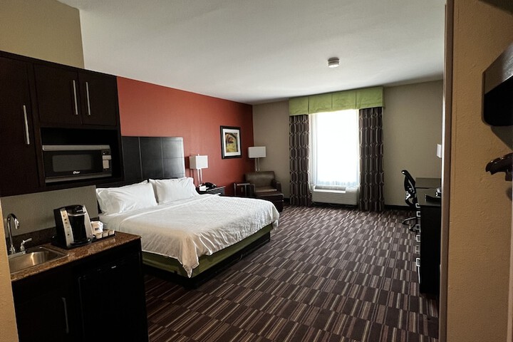 Room 32 of 52