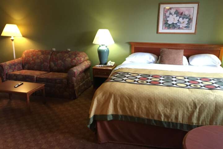 Room 17 of 50