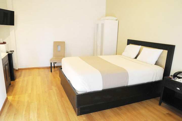 Room 37 of 70