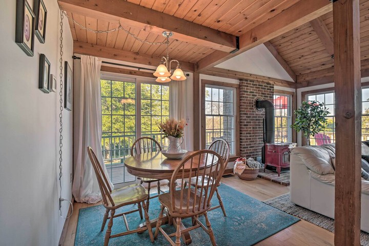 Lovettsville Cottage in Heart of Wine Country