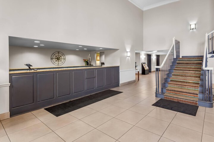 Country Inn & Suites by Radisson Beckley, WV