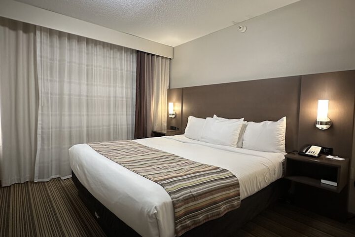 Room 14 of 28