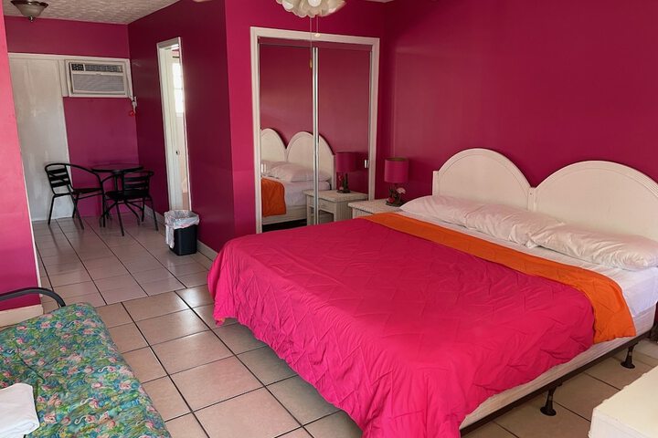Room 16 of 20