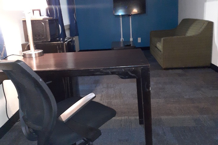 Room 18 of 30