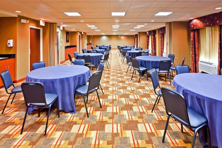 Holiday Inn Express Hotel & Suites Memphis / Germantown by IHG