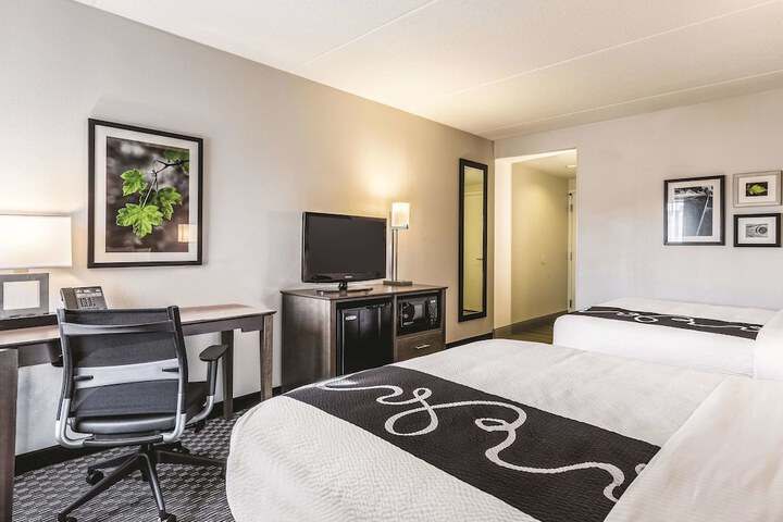 Room 18 of 42