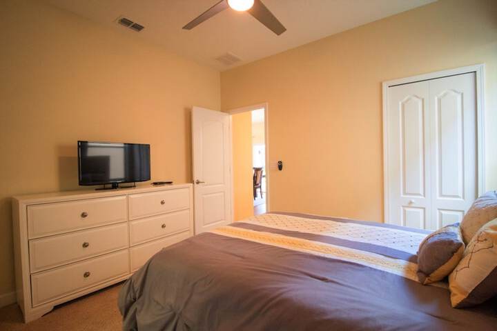 Room 38 of 59