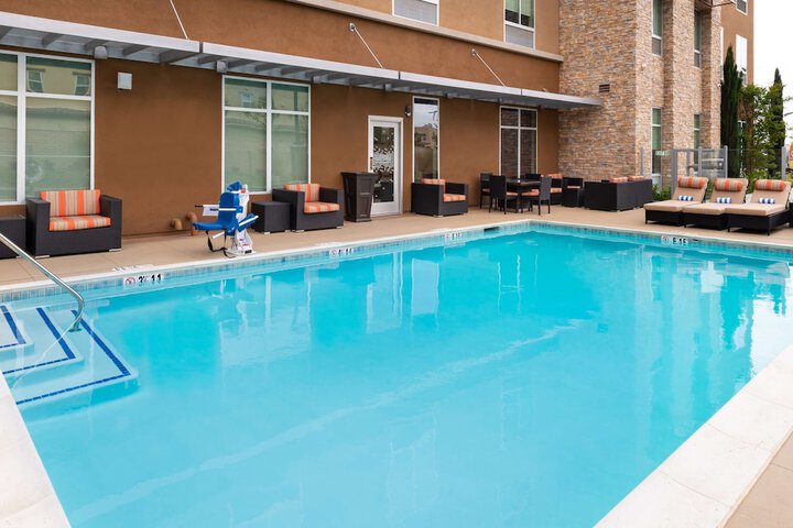 Hampton Inn & Suites Buena Park