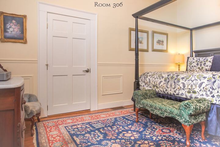 Room 164 of 170