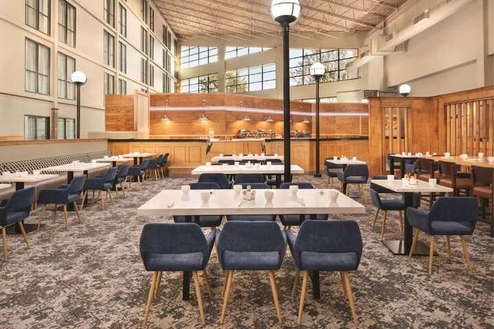 Wyndham Garden Conference Center Champaign / Urbana
