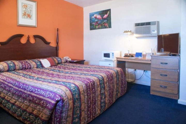 Room 16 of 32