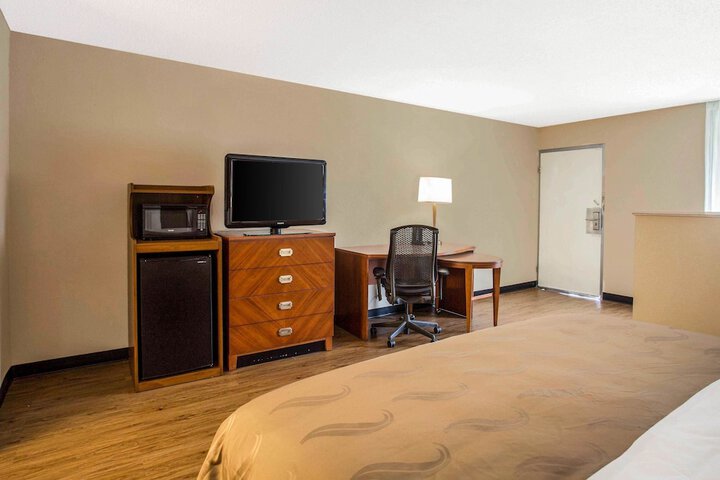 Room 18 of 51