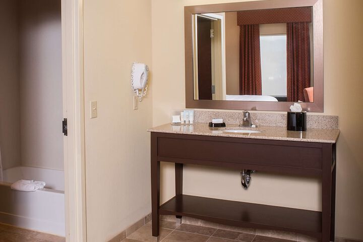 Room 42 of 81