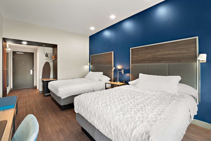 Room 16 of 41
