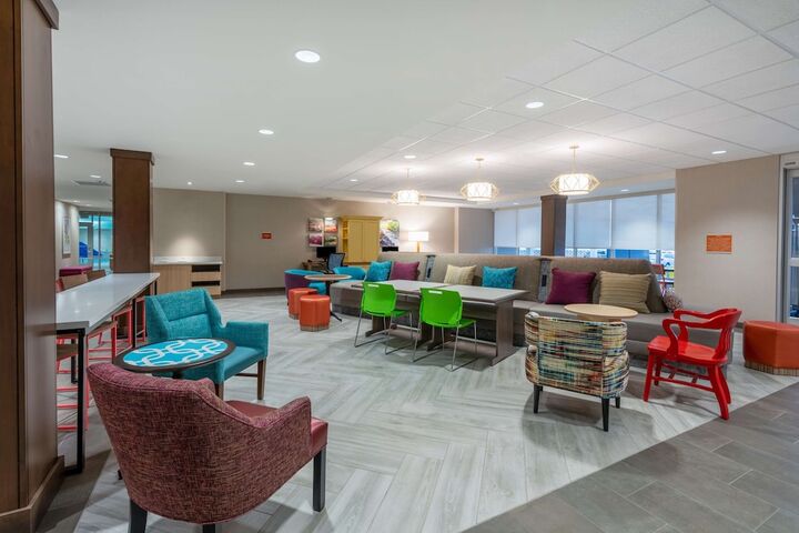 Hotel Interior 10 of 38