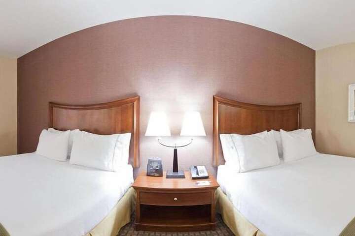 Room 17 of 22