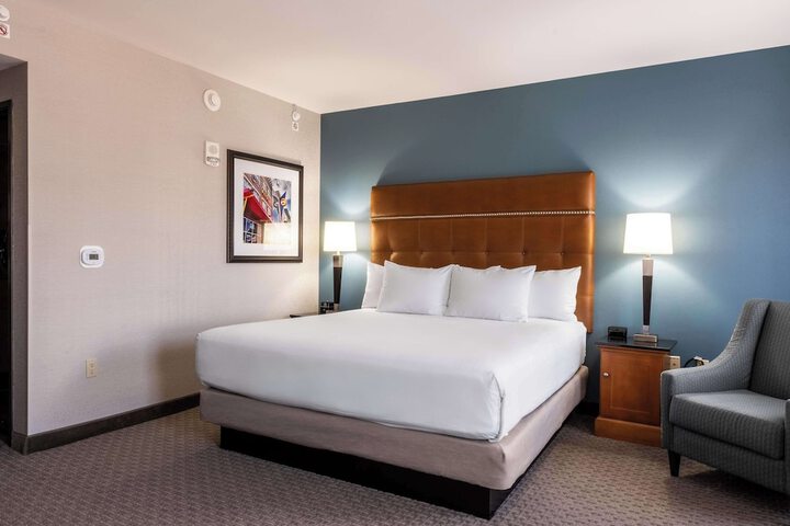 Room 65 of 120