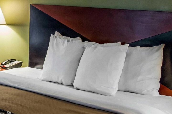 Sleep Inn & Suites Redmond