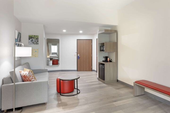 Room 34 of 45
