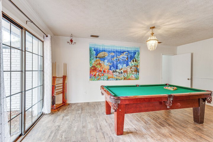 Steps to Beach: Carrabelle Family Home w / Patio!