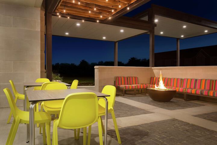 Terrace/Patio 35 of 38