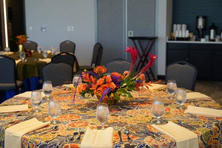 Ballroom/Hall 42 of 48
