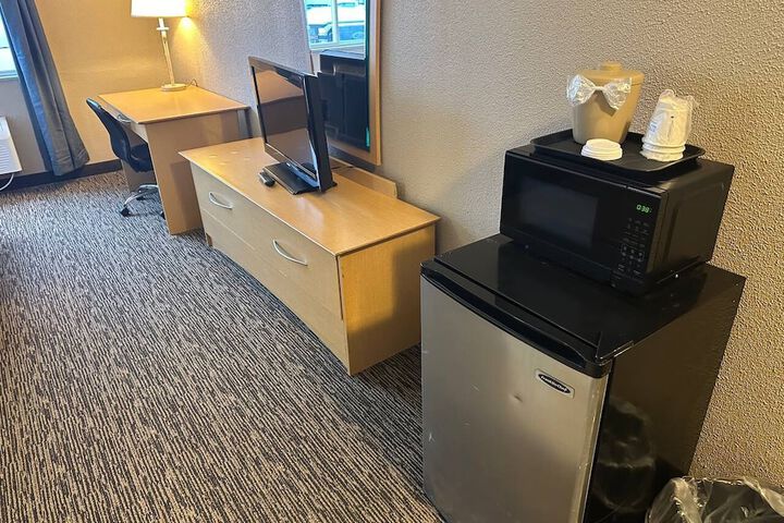 Room 12 of 46
