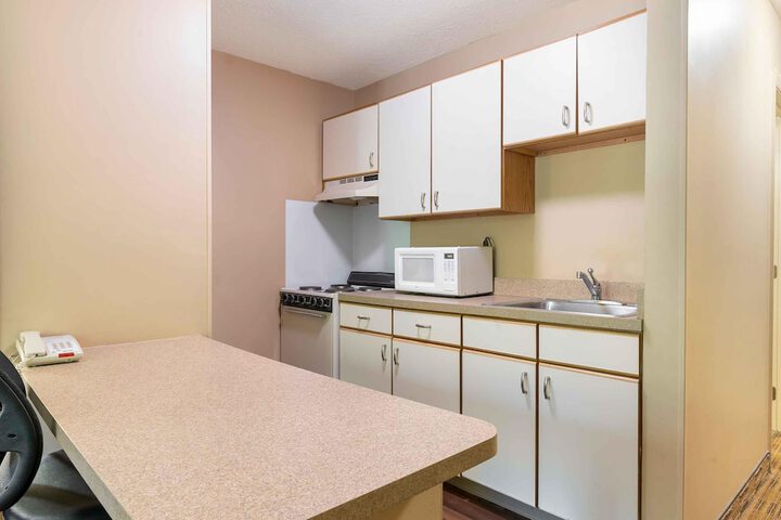 Extended Stay America Suites Cleveland Great Northern Mall