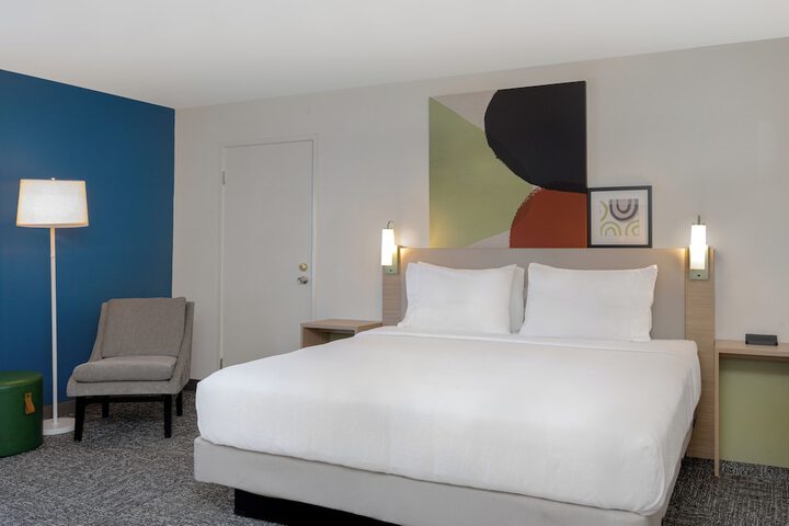 Room 8 of 31