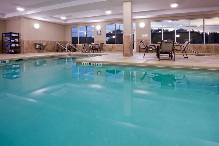 Pool 7 of 106