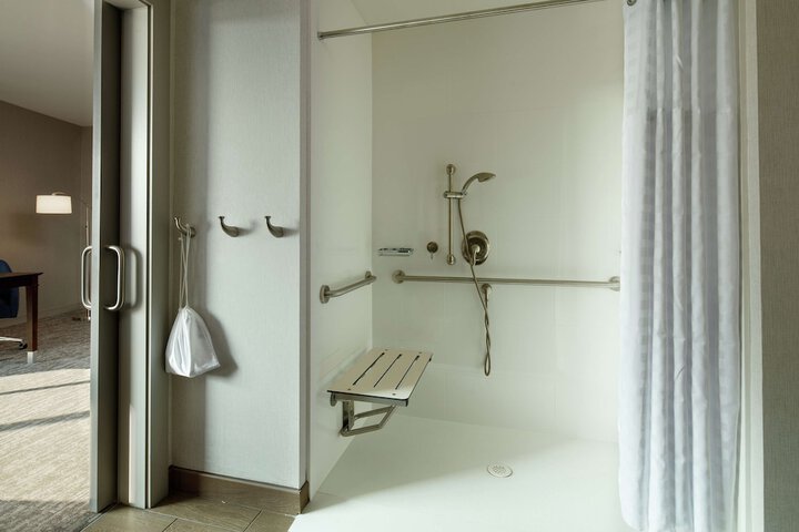Room 14 of 35