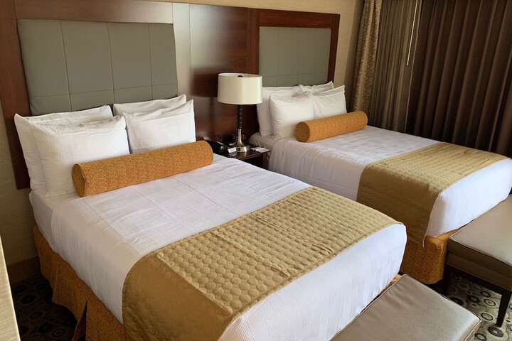 Room 16 of 43