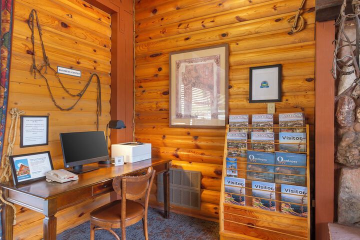 Kohls Ranch Lodge