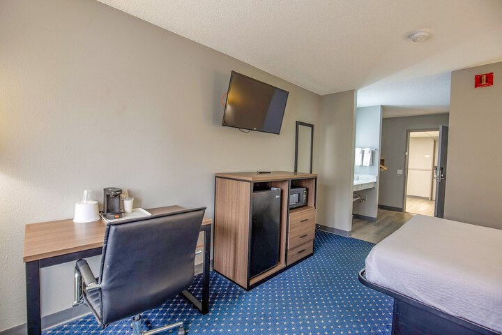 Room 20 of 40