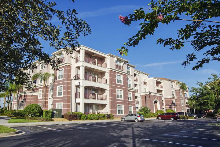 Hotel 2 of 67