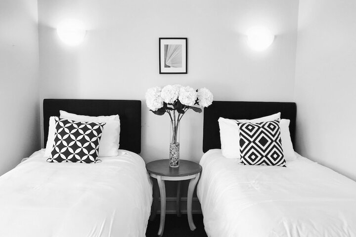 Room 58 of 183